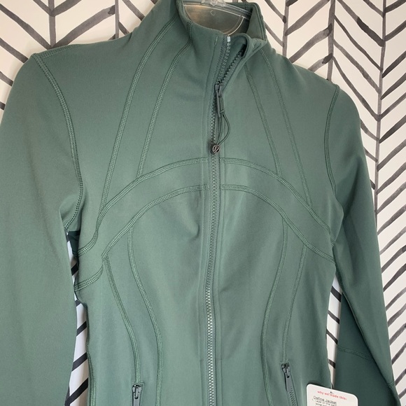 🔸 Lululemon define jacket dark forest 4 green NWT - Picture 2 of 10